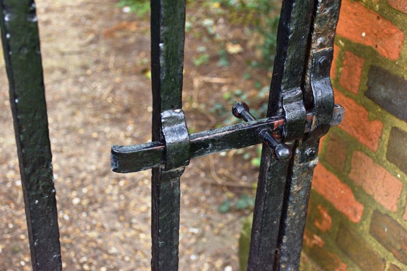 Gate Latch Repair in Kansas City, KS