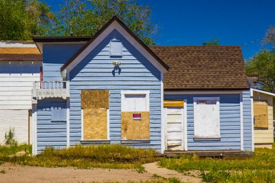 Window Boarding Service in Conroe, TX
