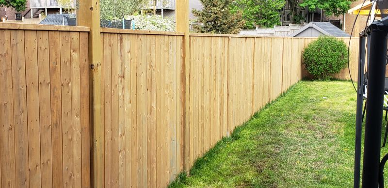 Privacy Fence Construction in Evansville, IN